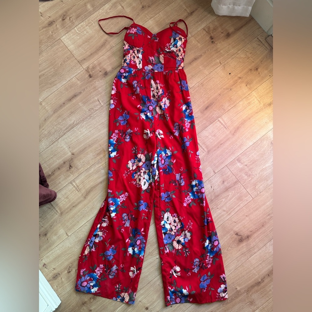 Red Floral Spaghetti Strap jumpsuit - Picture 3 of 5
